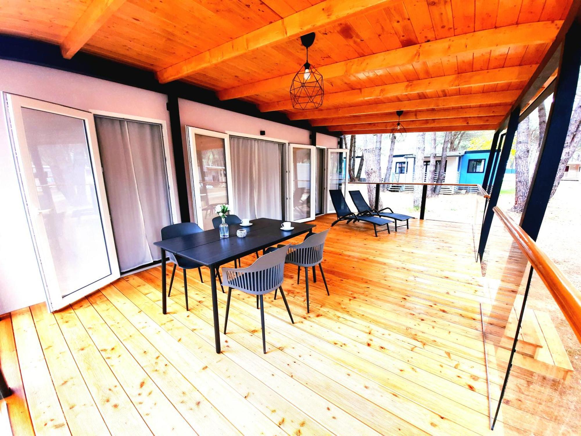 Lux Camp - Mobile Homes In Bi Village Fažana Habitación foto