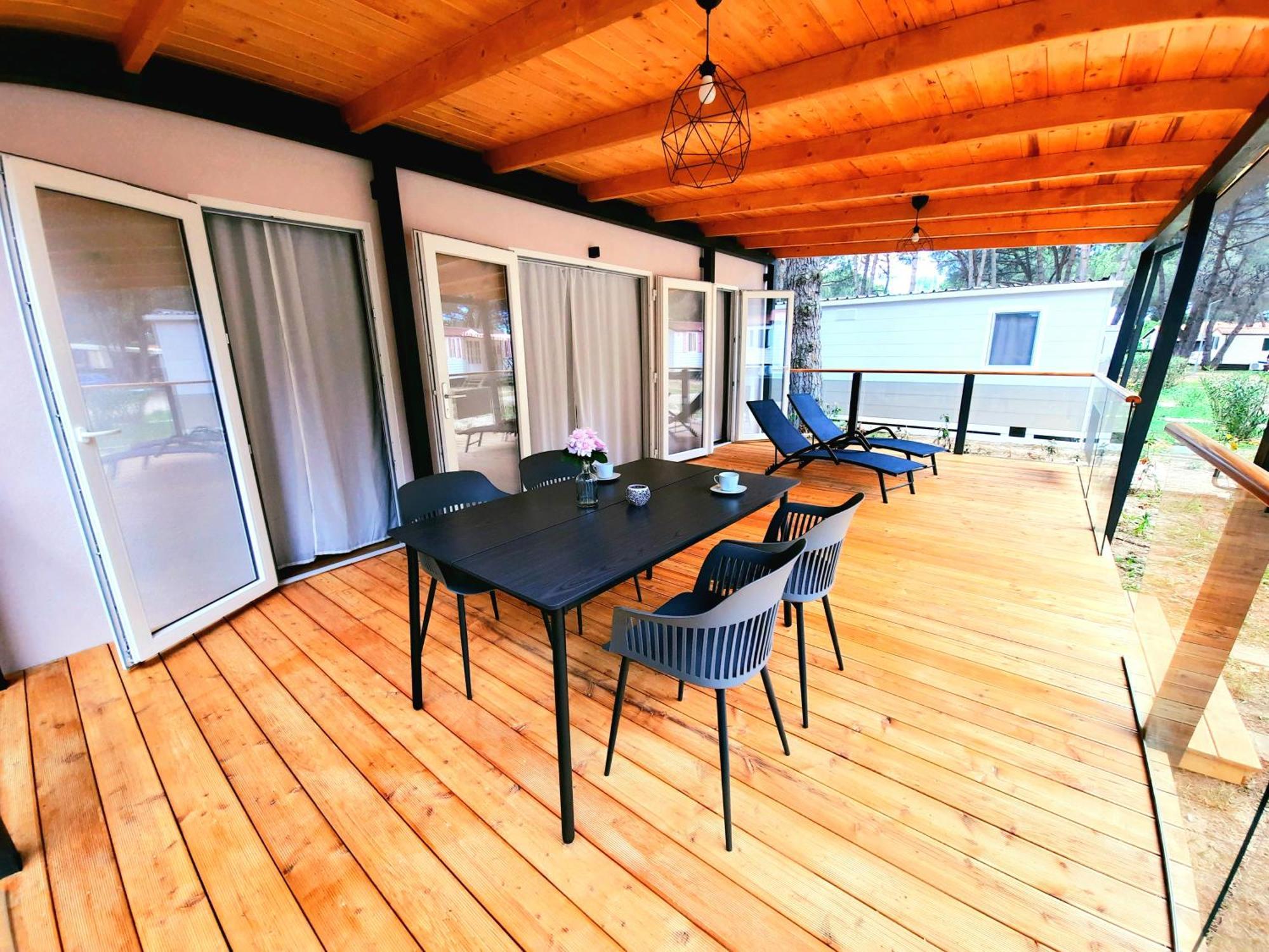 Lux Camp - Mobile Homes In Bi Village Fažana Habitación foto